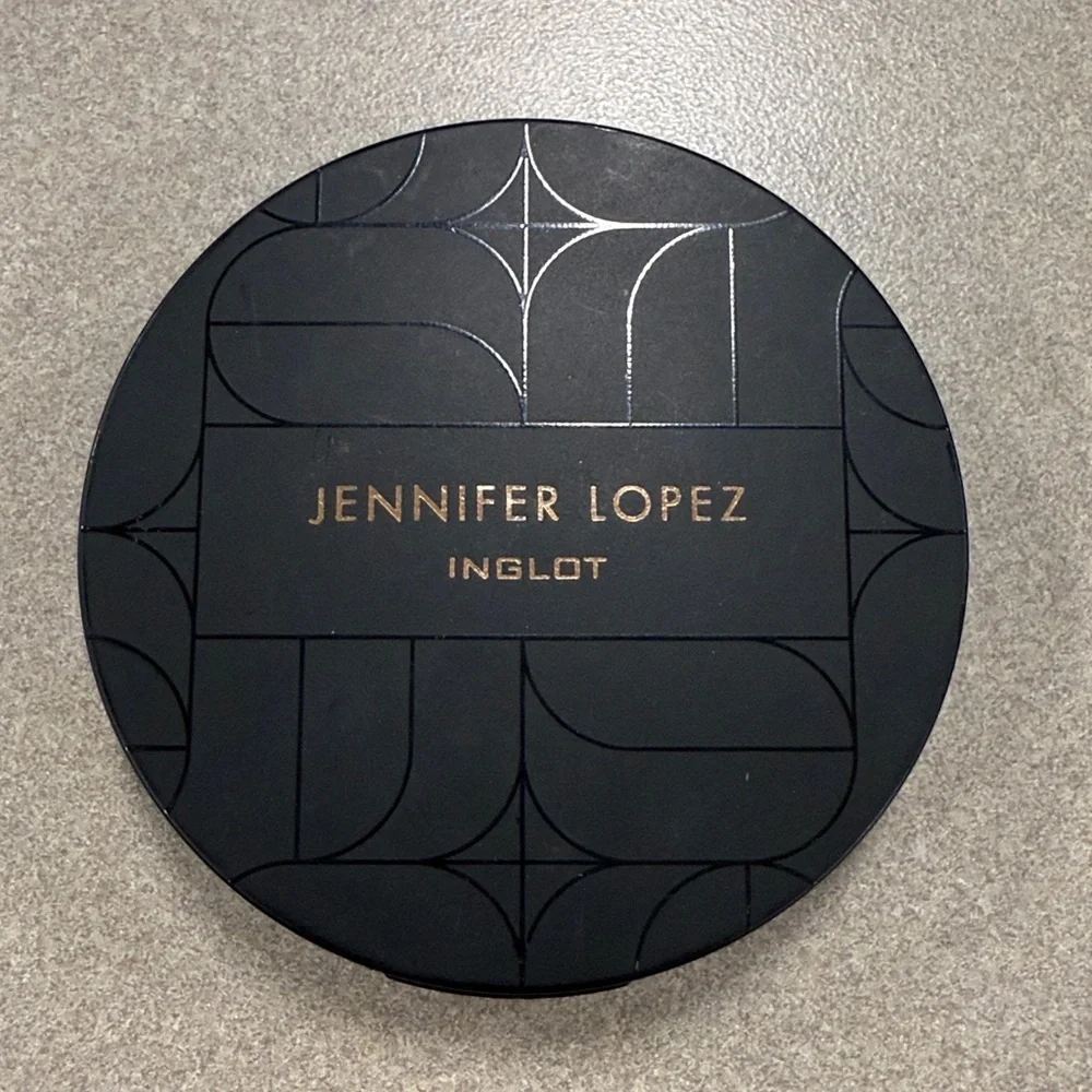INGLOT  x Jennifer Lopez limited edition bronzer j213 soleil